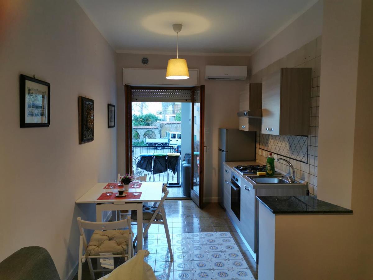 Sorrento'S Holidays Room 1 Buitenkant foto